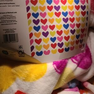 Colorful Heart Pattern Throw Blanket